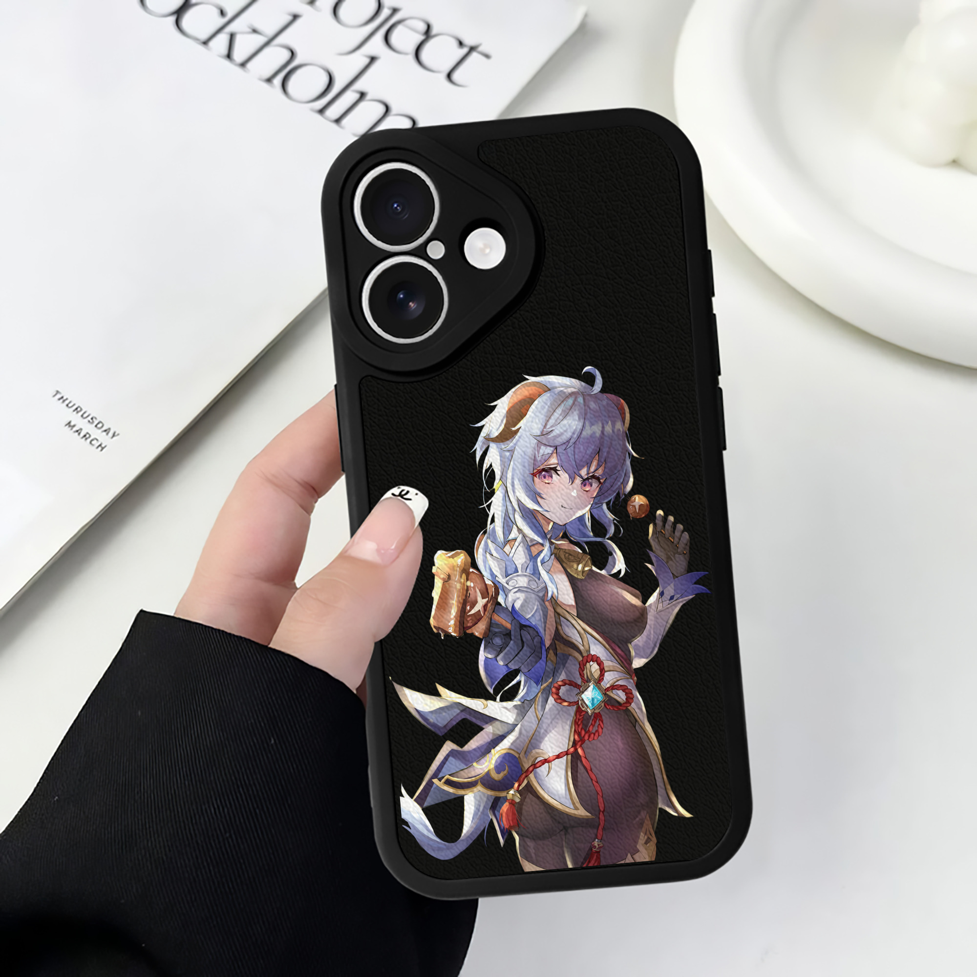 げんし神 甘雨 かんう genshin Ganyu 【iPhone 16シリーズ対応】シリコンスマホケース（レザー調） 材質：シリコン